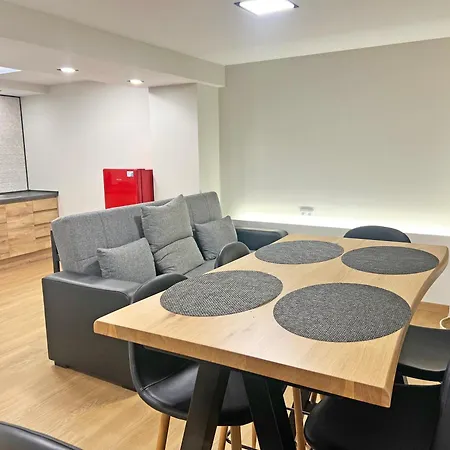 Apartment Estiloso-nuevo, Plaza Toros, Ac